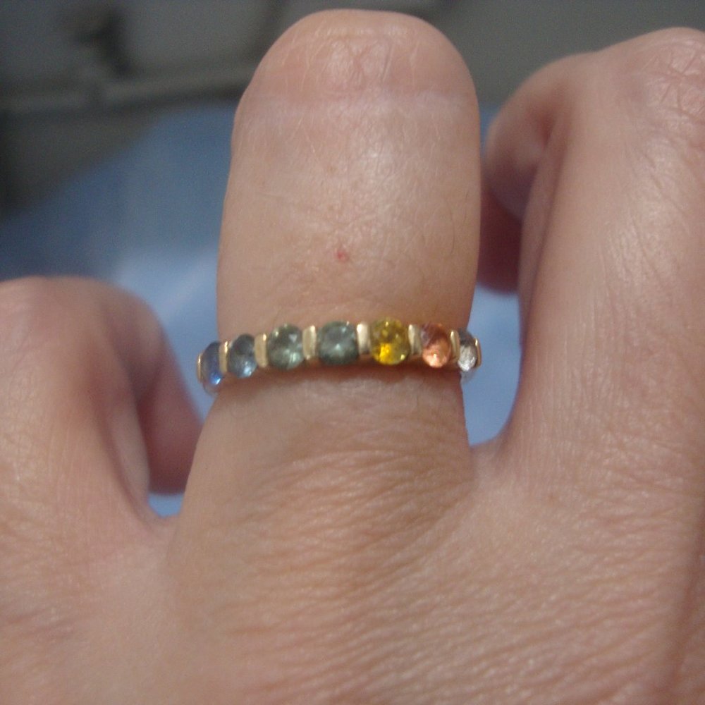 14k gold multi-color sapphire ring size 6.5